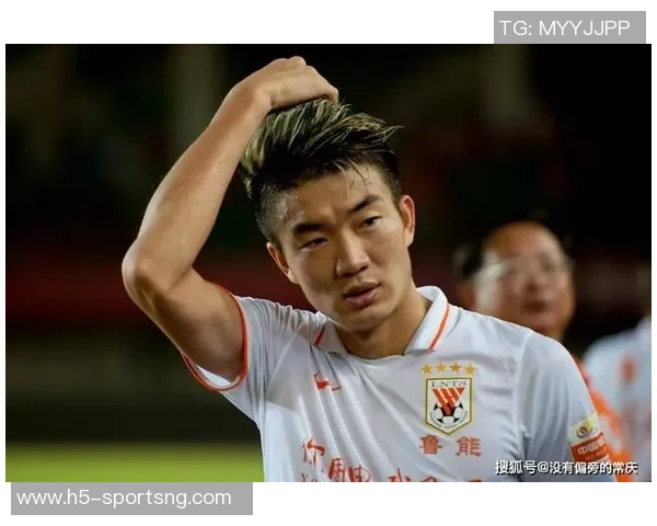 戴琳被指欠球迷救命钱新京报称其将发布声明澄清真相